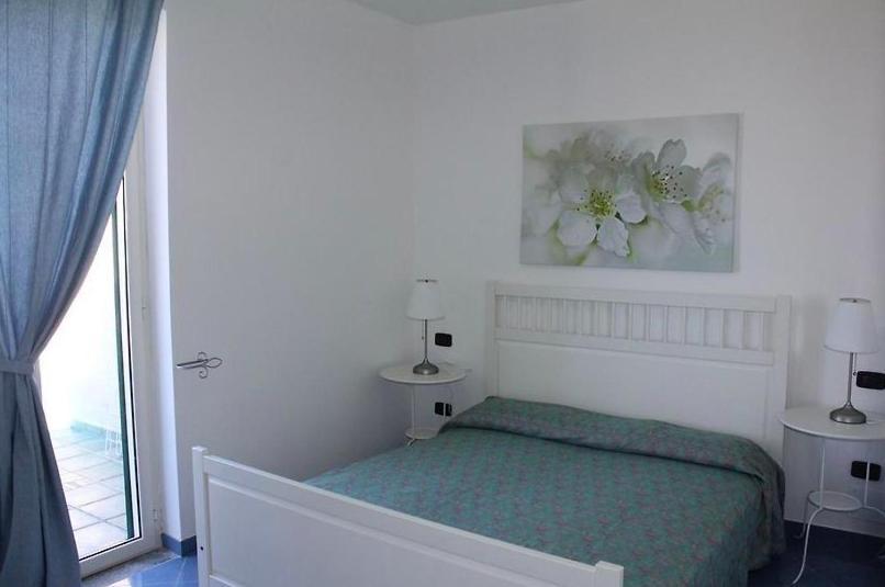 Waikiki Beach Apartments Santa Maria di Castellabate Dış mekan fotoğraf