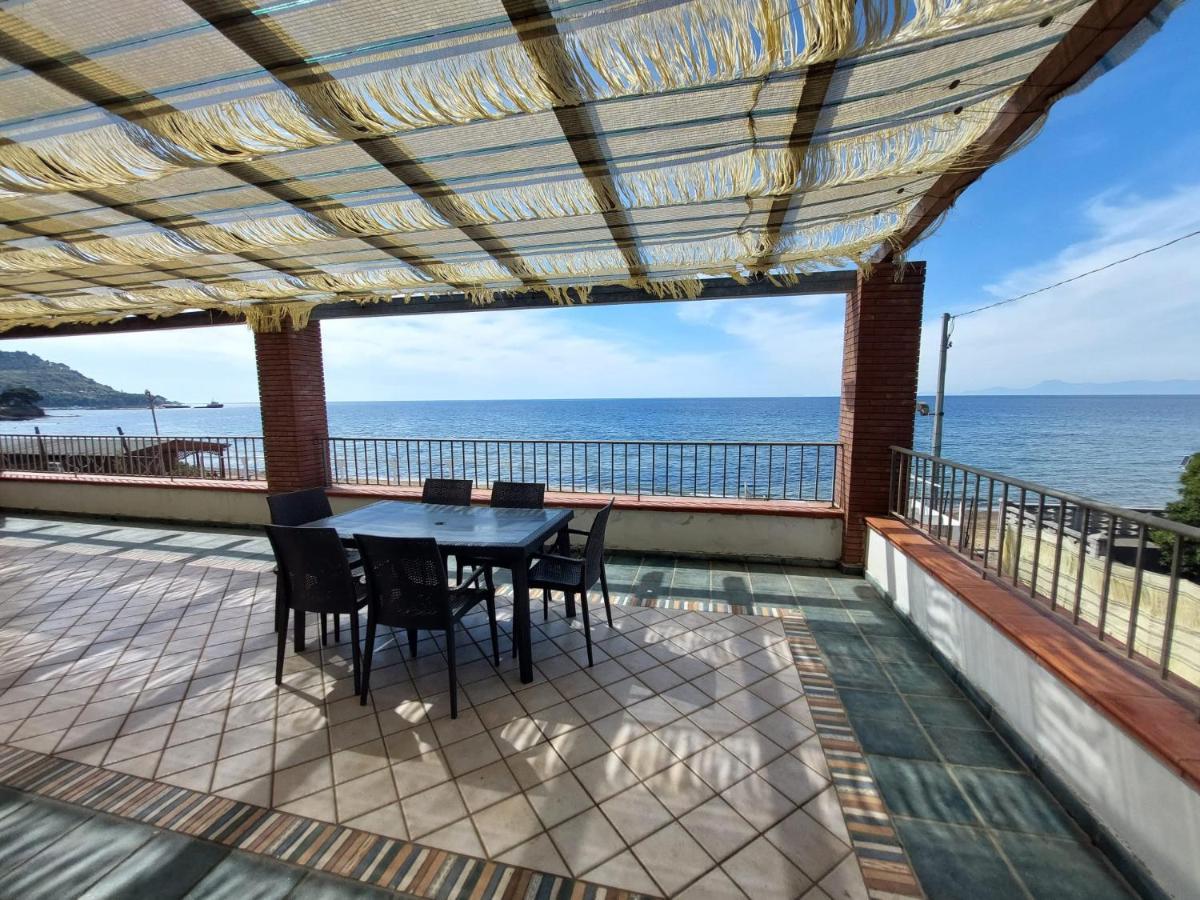 Waikiki Beach Apartments Santa Maria di Castellabate Dış mekan fotoğraf