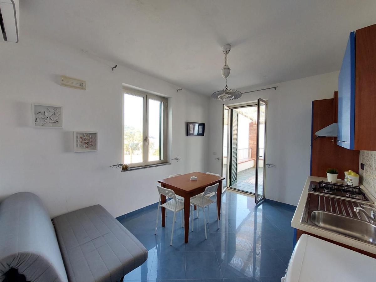 Waikiki Beach Apartments Santa Maria di Castellabate Dış mekan fotoğraf